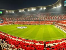 哈登在皇家马德里比赛中赛况扑朔迷离，回归赛场引发热议！