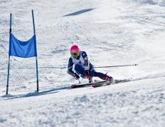  欧冠季后赛对决在即！国际米兰演练定位球，金州勇士密集防守应对