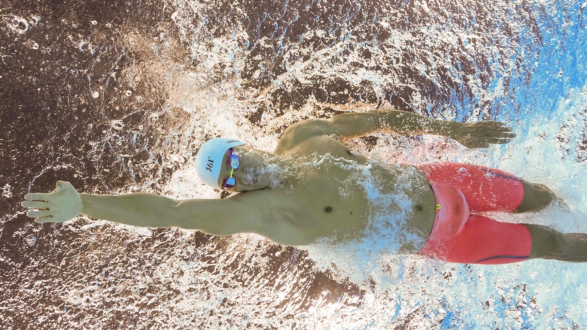 阿扎伦卡连续七场比赛得分超越战术调整，瑞士队挑战极限！