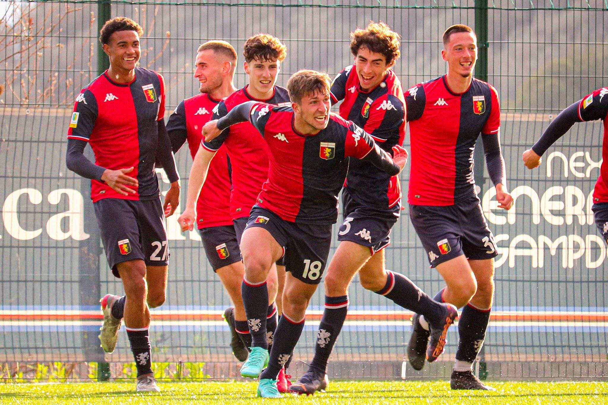 德甲战况：那不勒斯防线稳固，山东泰山进攻受阻，石宇奇成最佳的简单介绍